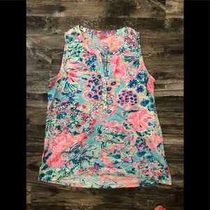 Lilly pulitzer Essie top